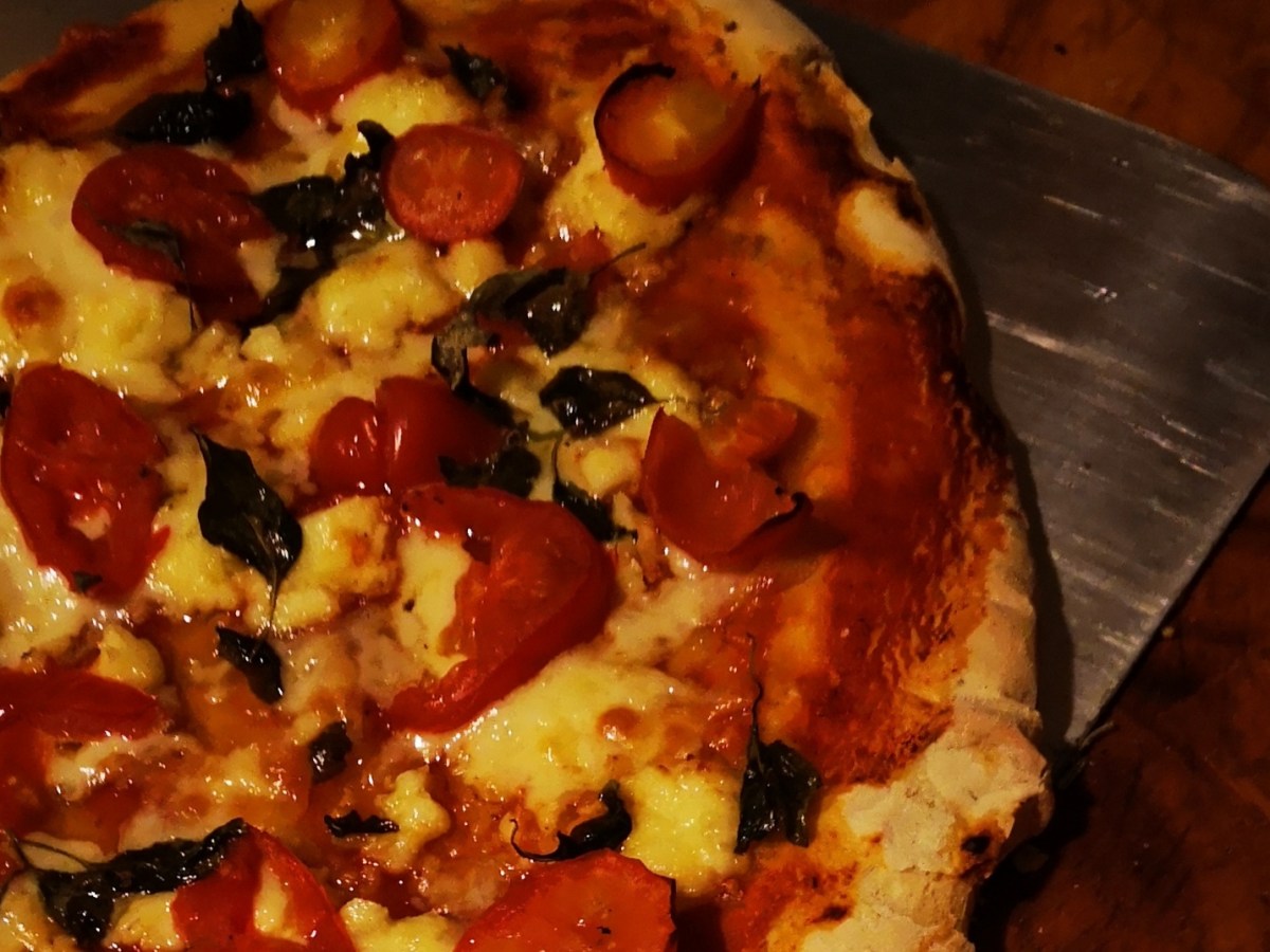 Building a Clay Pizza&nbsp;Oven